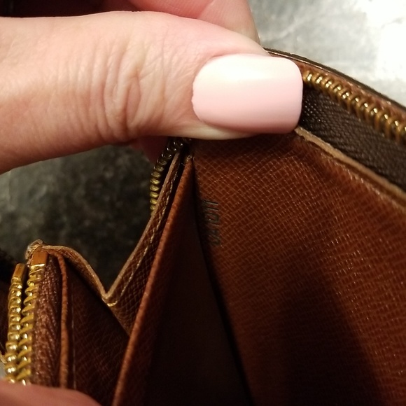 LOUIS VUITTON pochette porter monnaie AUTHENTIC luxury - Picture 11 of 11